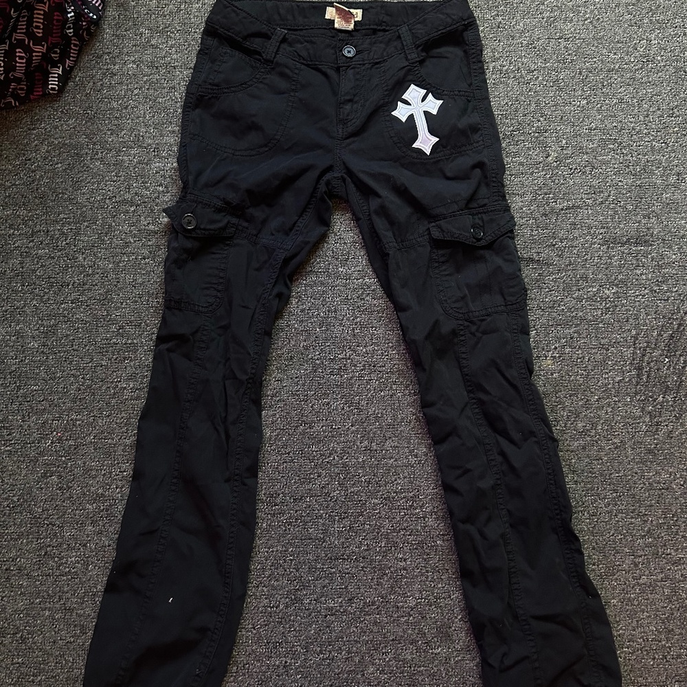Mudd embroidered black cargo jeans size 10